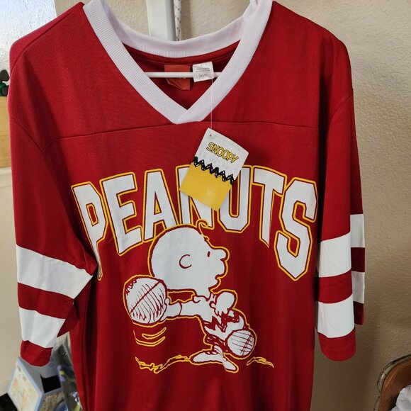 Peanuts Charlie Brown Football Jersey Men's X Large Graphics Front Back Snoopy - Picture 1 of 4